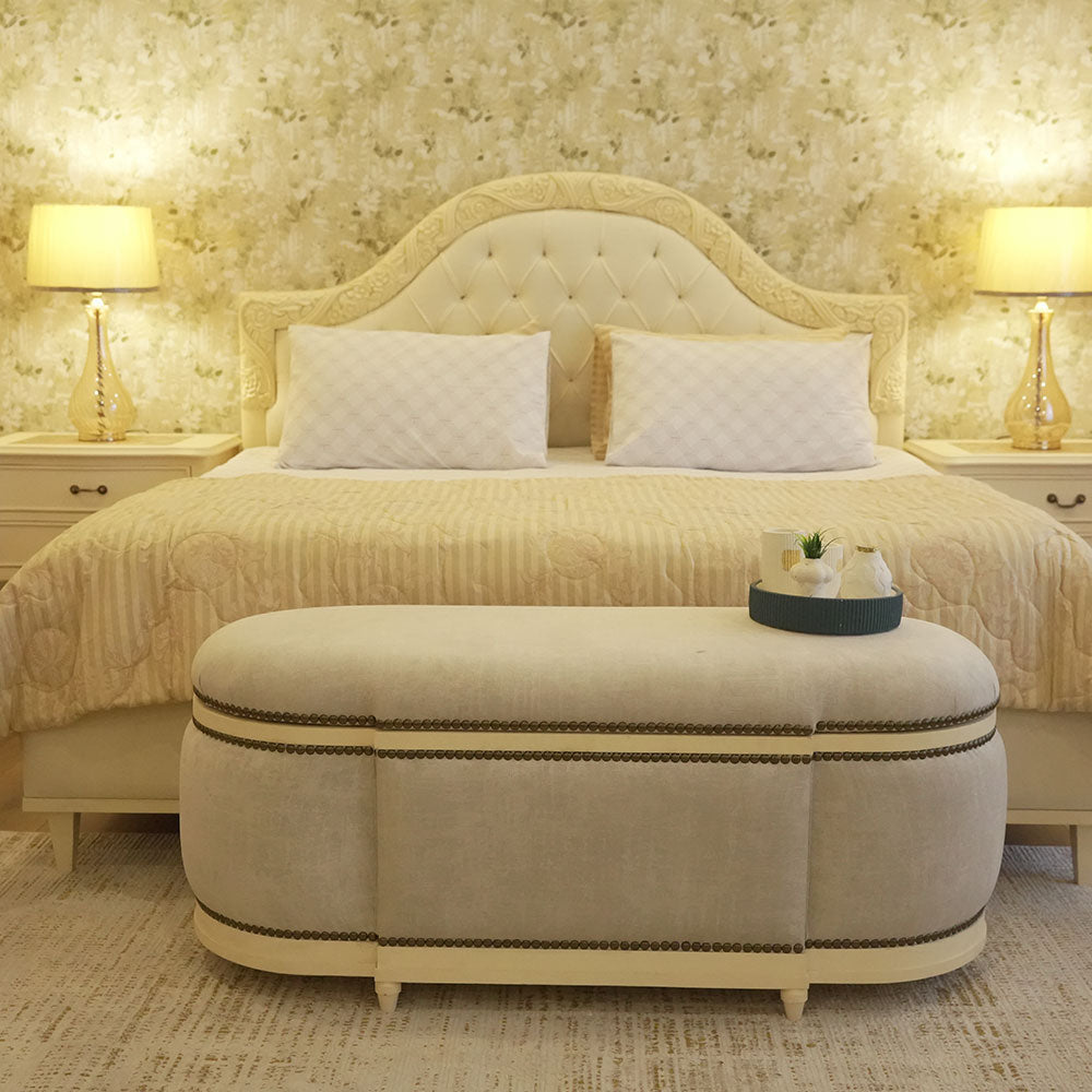 Elegant Tufted Upholstered Bedroom Set